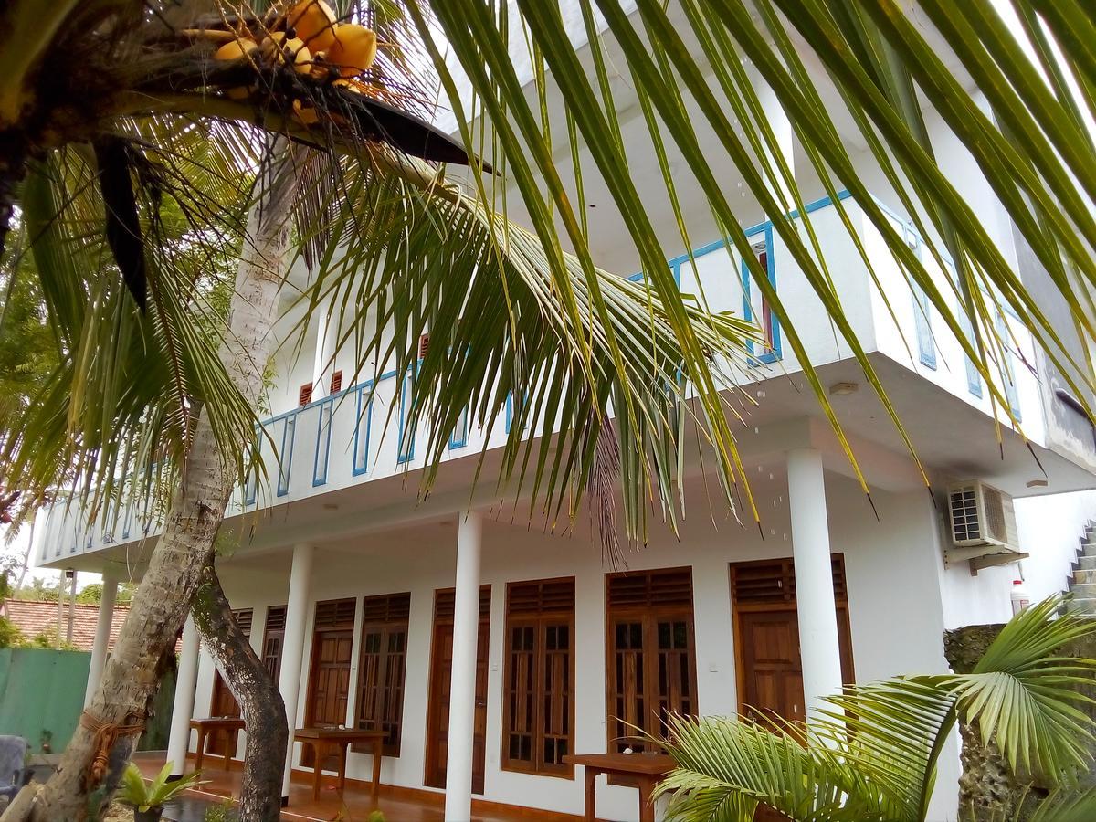 Villa Sea View Мириса Екстериор снимка